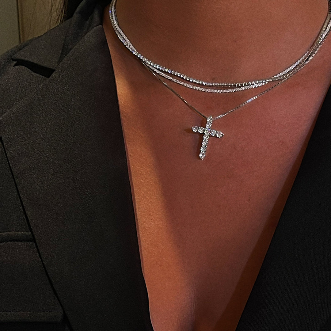 CANDICE CROSS NECKLACE